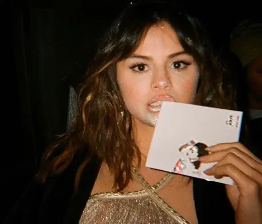 Con el video de Rare,  Selena Gomez oficializ la salida de su nuevo lbum.
